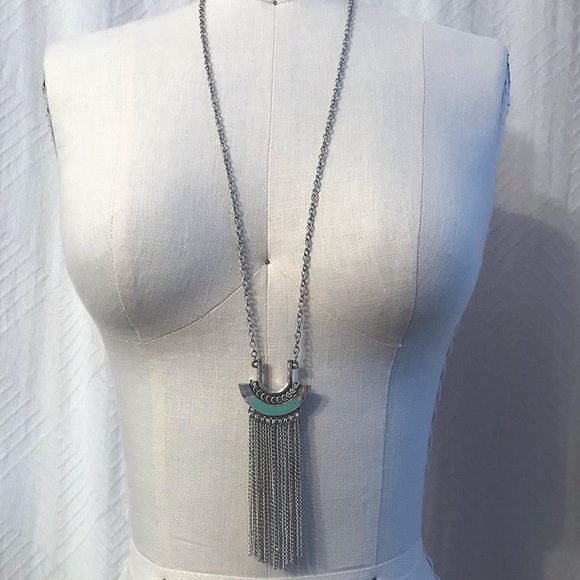 Jewelry - Silver Fringe Necklace (3 for $12)